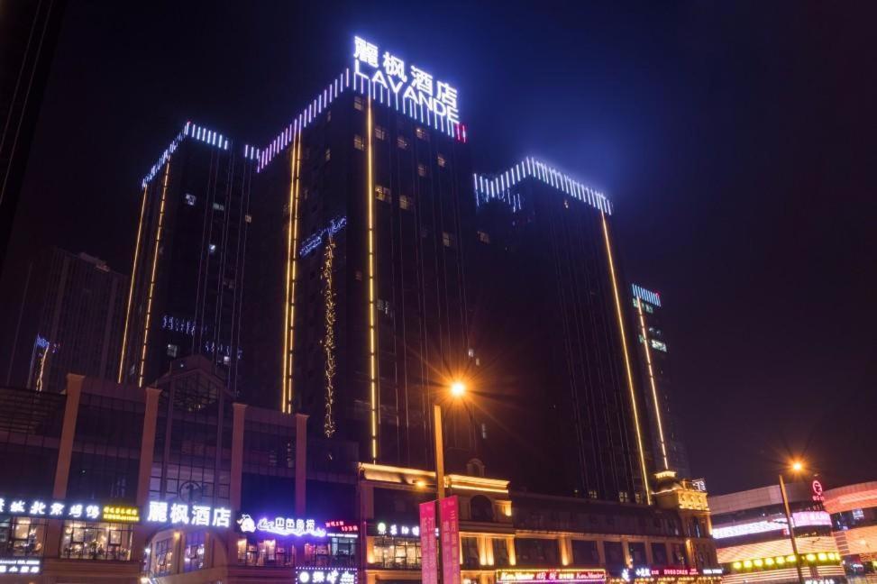 Lavande Hotel Luzhou Jiale Century City Екстер'єр фото